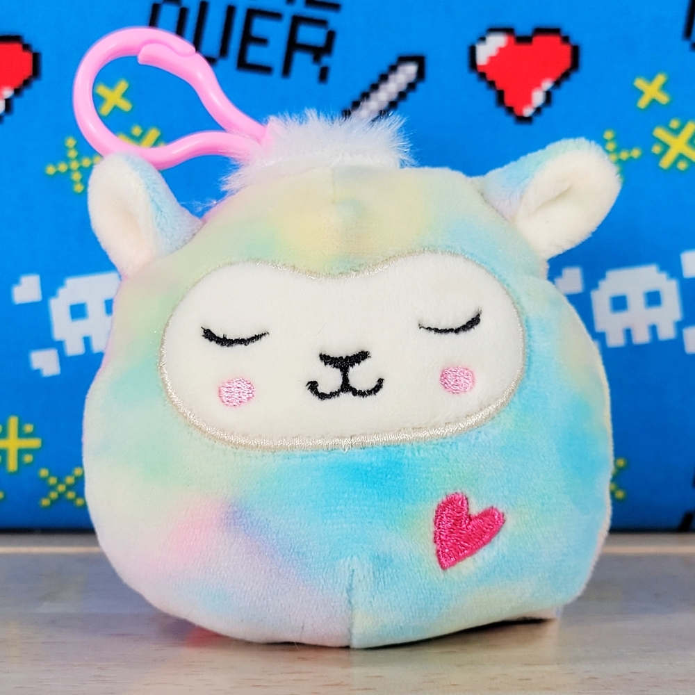 Squishmallow Leslie the Valentine Llama 3.5" Clip [2021] UltraSoft Holiday Plush